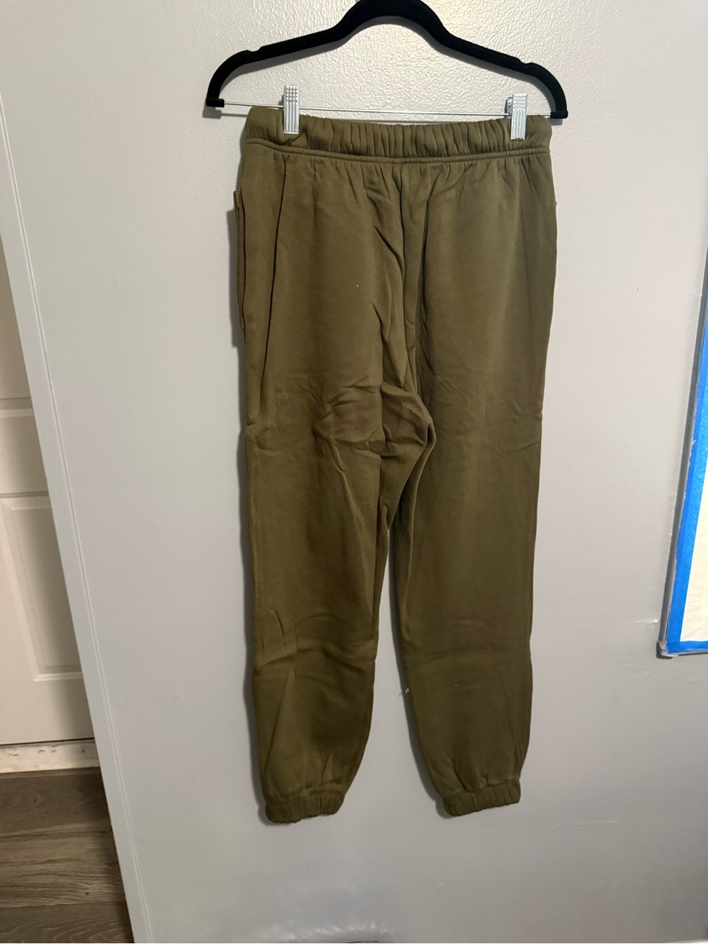Zenana Olive Green Drawstring Fleece Jogger Pants and Lettuce Trim Baby Tee NWOT - Picture 3 of 6